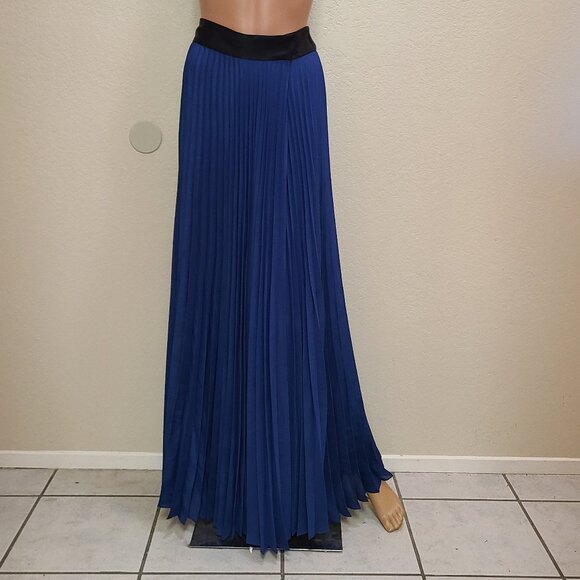 Diane Von Furstenberg Dresses & Skirts - DIANE VON FURSTENBERG DVF ACCORDION PLEAT SATIN FULL-LENGTH LONG WRAP SKIRT sz 4